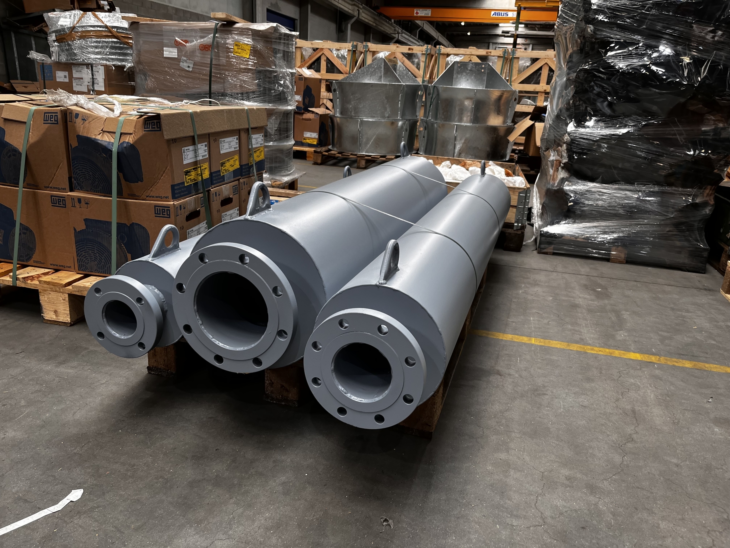 Silencieux pour pompe à vide, surpresseur, soufflante et compresseur