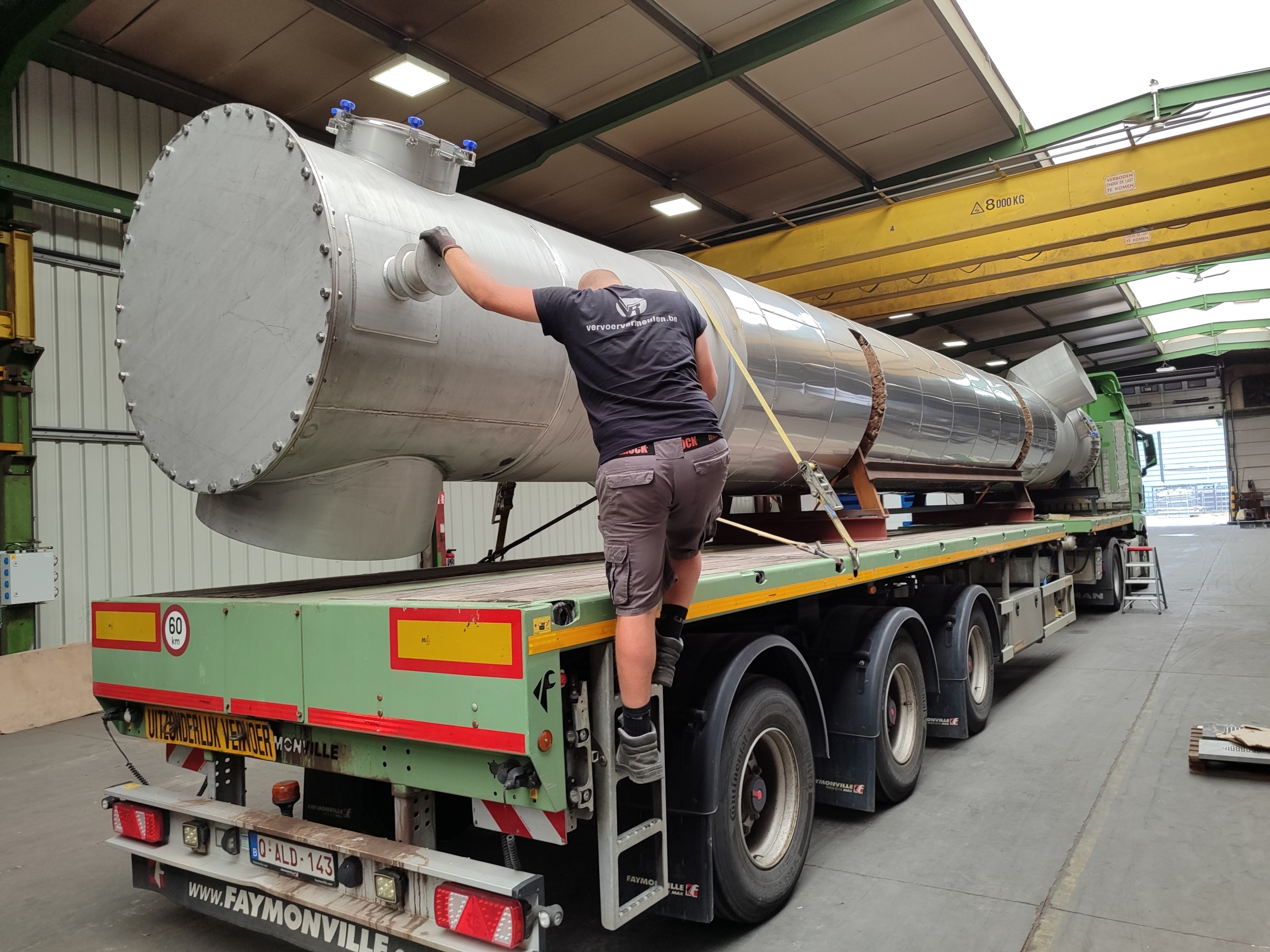 Unit strapped on the trailer